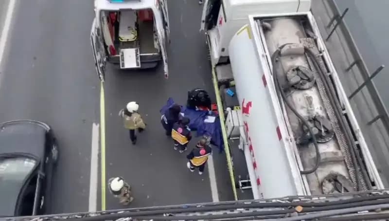 D-100 Karayolu'nda Motosiklet Tankere Çarptı: 1 Kişi Hayatını Kaybetti