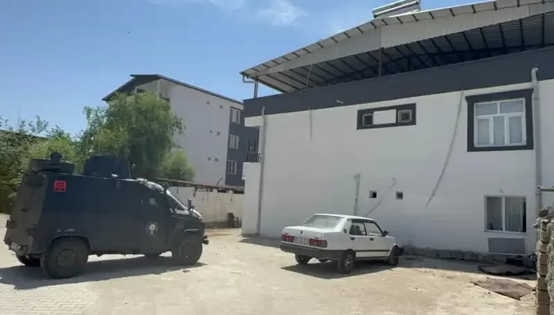 Babalar Günü'nde Dehşet Anları: Çekiçle Babasına Saldırdı