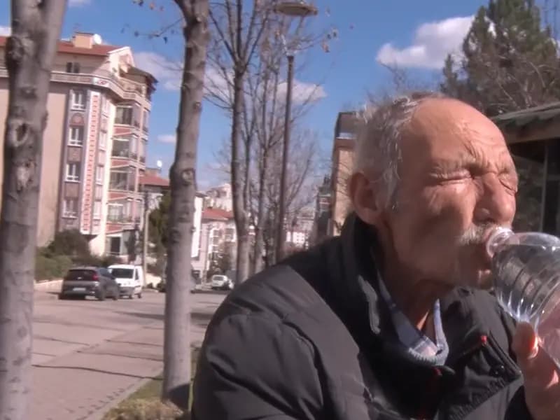 34 Yıldır Su İçemeyen Adamın Dramı: Hayatı Kabusa Döndü