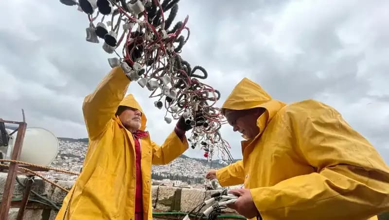 Sultanahmet Camii’ne Asılan 70 Metre Yükseklik: Mahya Geleneği Yeniden Canlanıyor