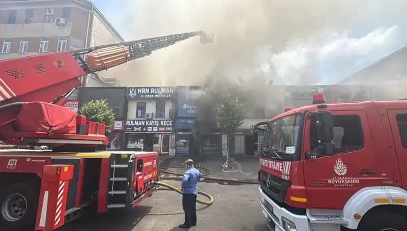 Ümraniye Oto Sanayi Sitesi'nde Büyük Yangın: Neler Oldu?