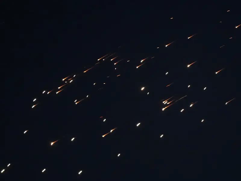 İran, İsrail'e Füze Saldırısı Düzenledi: İntikam Alevlendi