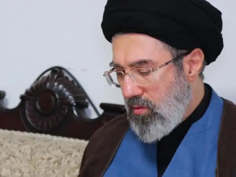 İran'ın Yeni Lideri Mücteba Hamaney: Kimdir ve Neden Önemli?