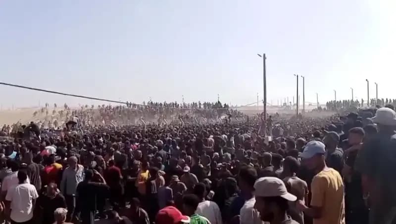 İsrail'in Filistin'deki İnsani Yardıma Saldırısı: 30 Kişi Hayatını Kaybetti