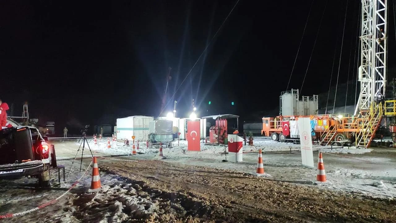 Yeni Yılın İlk Petrol Sondaj Kuyusu Şırnak'ta Açıldı