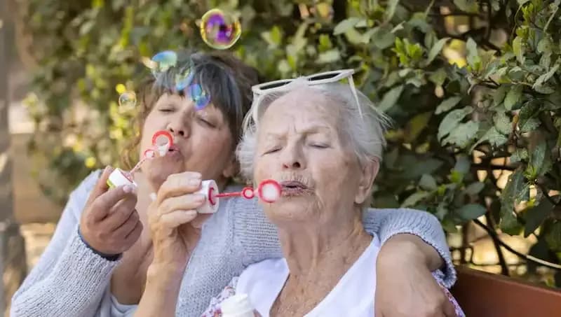 100 Yaşına Bastılar: Uzun Yaşamın Şaşırtıcı Sırları Ortaya Çıktı