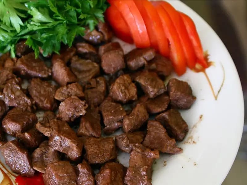 Mersin'deki Aşevinde Yarış Atına Ait Çip Bulundu