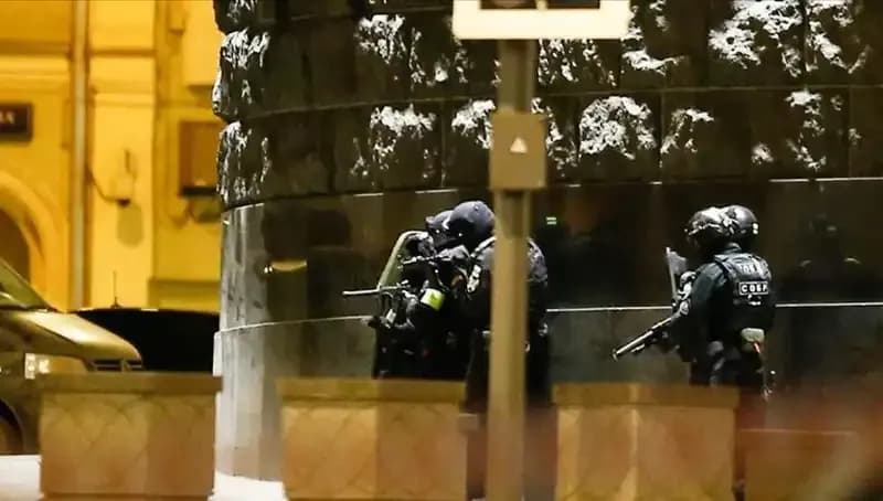 Rusya’da Çatıdan Rastgele Ateş Eden Saldırgan: Olayın Ayrıntıları