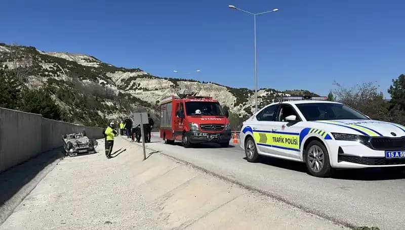 Burdur'da Korkunç Kaza: İkisi Çocuk Dört Kişi Yaralandı