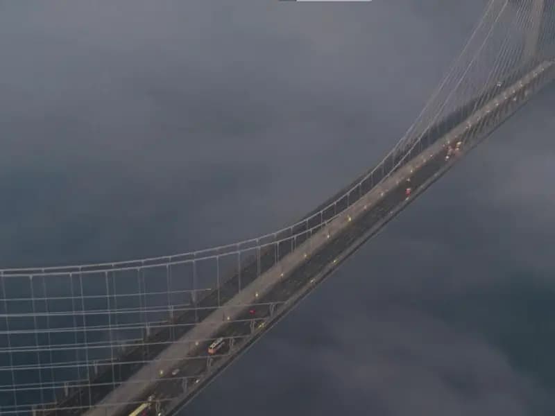 İstanbul'da Yoğun Sis: Yavuz Sultan Selim Köprüsü Görünmez Oldu