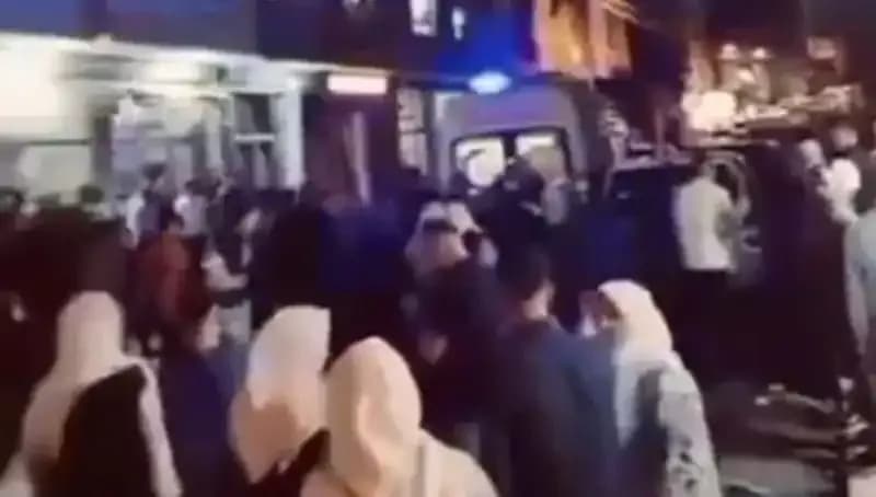 14 Yaşındaki Kader Balkondan Düşerek Ağır Yaralandı: Olayın Ayrıntıları