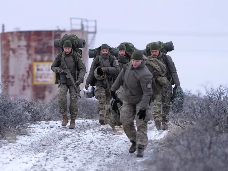 Grönland'da Askeri Hazırlık: Tatbikat mı, Gerçek mi?