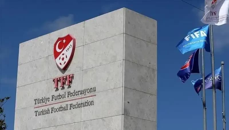 Profesyonel Futbol Ligi Takım Sayısı Düşüyor: TFF'den Beklenmedik Açıklama!