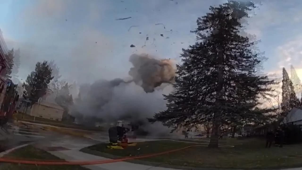 Çöp Kamyonu ABD'de Patladı