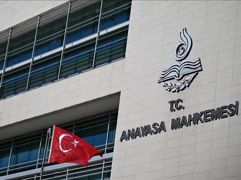 Anayasa Mahkemesi'nden Adalet Partisi'nin Amblemi İptal Kararı