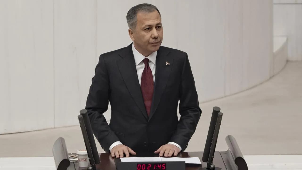 Bakan Yerlikaya: Bu Yıl 121 Bin 695 Suriyeli Ülkelerine Döndü