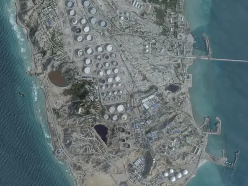 Hark Adası'nın İşgali: Hürmüz Boğazı'na Açılan Kapı mı?