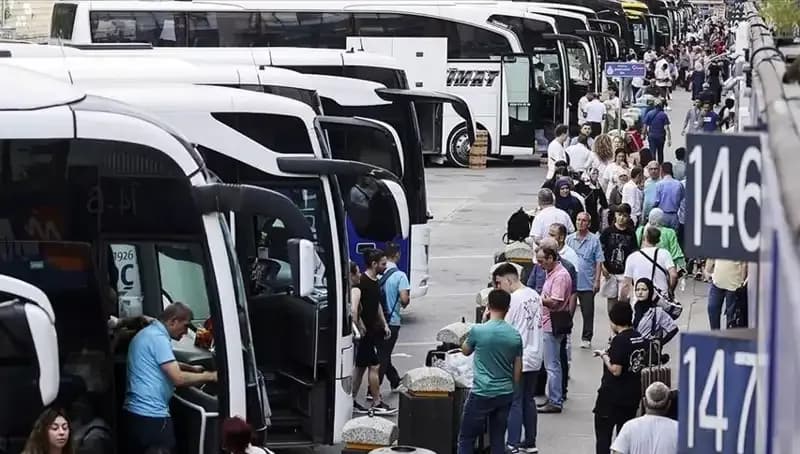 İstanbul'dan Göç Edenlerin Sayısı Geçtiğimiz Yıl Rekor Kırdı