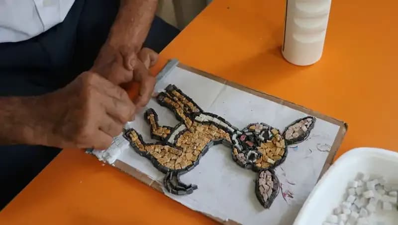 Oğlunun Ödeviyle Tanışan Baba, Şimdi Yeni Bir Hobi Edindi!