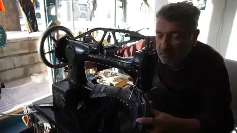 Tüketim Kültürüne Direnen Usta: Babasından Öğrendiği Mesleği 50 Yıldır Sürdürüyor