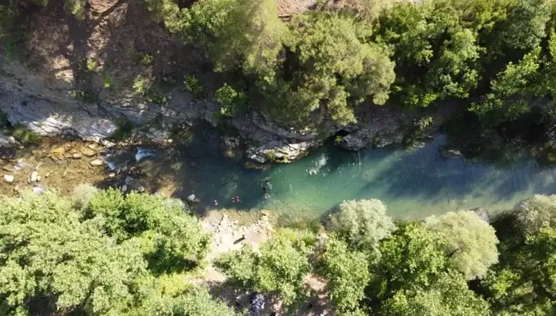 Adana'da Nem Yükseldi, Yaylacılar Doğal Sularla Ferahladı!