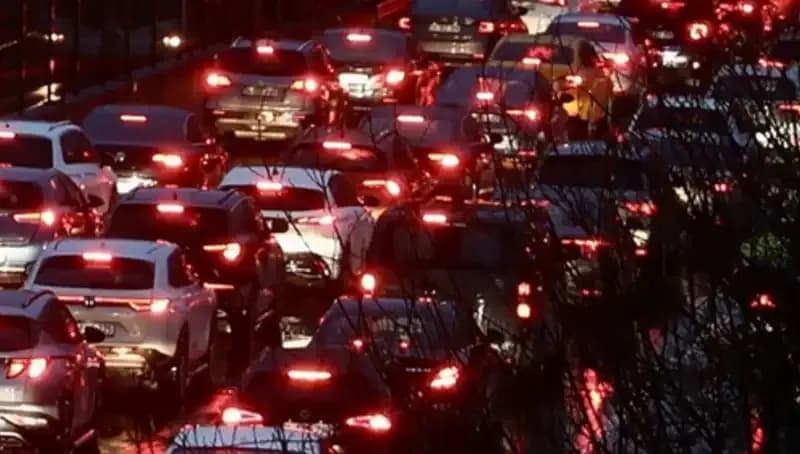 İstanbullular Dikkat! Ankara Yolu 12 Saat Süreyle Trafiğe Kapatıldı