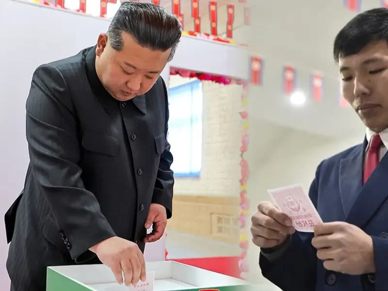 Kuzey Kore'de Kim Jong Un, Seçimlerde Yüzde 99.93 Oy Aldı