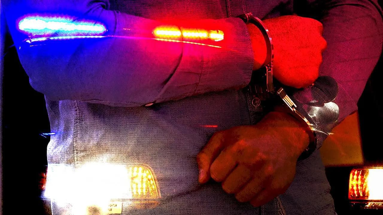 İstanbul'da 28 Bin 400 Litre Sahte Alkol Ele Geçirildi