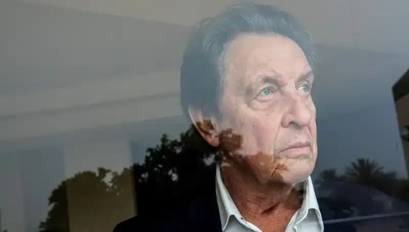 Elon Musk’ın Babası: “Kızımı Büyücülük İçin Kullanacaklardı, O Yüzden İşledim”