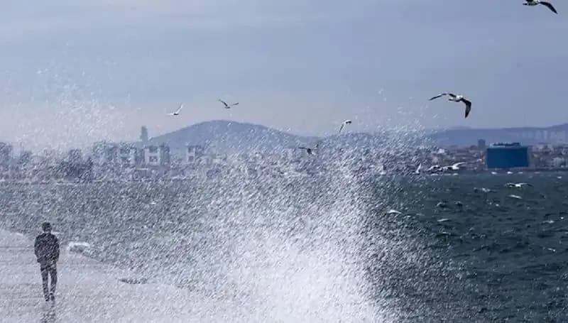 Kuvvetli Rüzgar ve Sağanak Yağış: Hava Durumunda Gelecek Tehditleri