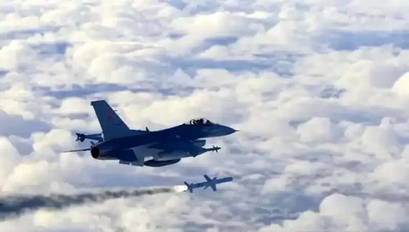 F-16 EDPOD Gelişimi: Tüm Testleri Başarıyla Geçti, Yeni Dönem Başlıyor!