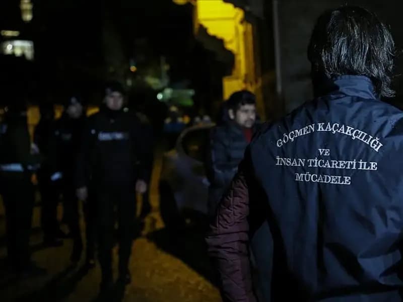 İstanbul'da Sahte Banka Hesap Dökümleri İçin Operasyon: 13 Gözaltı