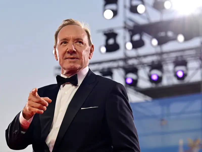 Kevin Spacey, cinsel saldırı davalarından kurtuldu