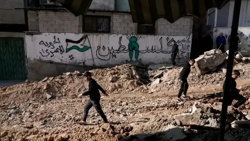 İsrail'in Okul Kapatma Kararı: 800 Çocuğun Eğitim Hayali Tehlikede