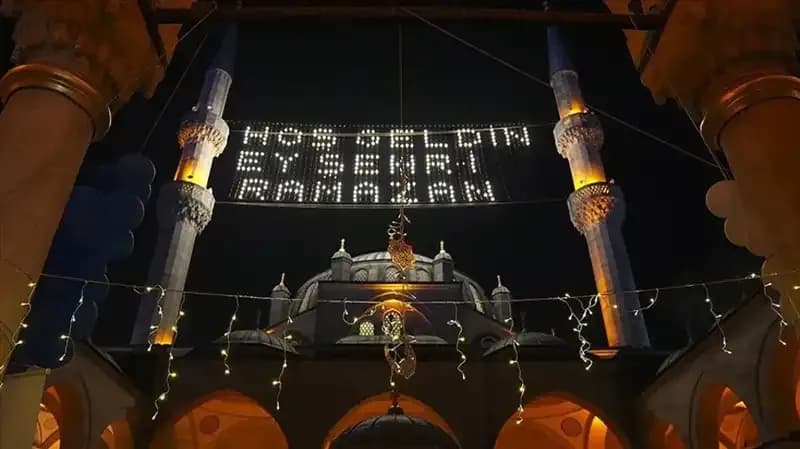 2026 Ramazan İftar Saatleri: İstanbul, Ankara ve İzmir'de Kaçta İftar Vakti?