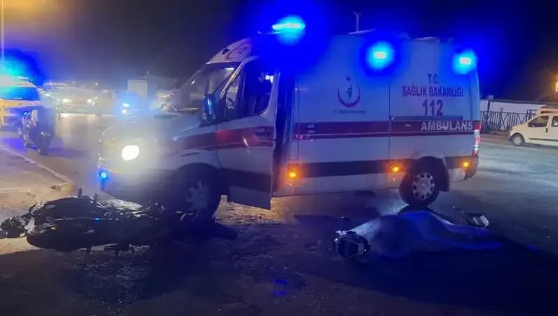 Antalya'da Trafik Kazası: Motosikletli Genç Hayatını Kaybetti