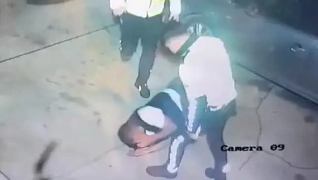 Çevirmeden Kaçan Sürücüye Dayak Atan Polislere Soruşturma Açıldı