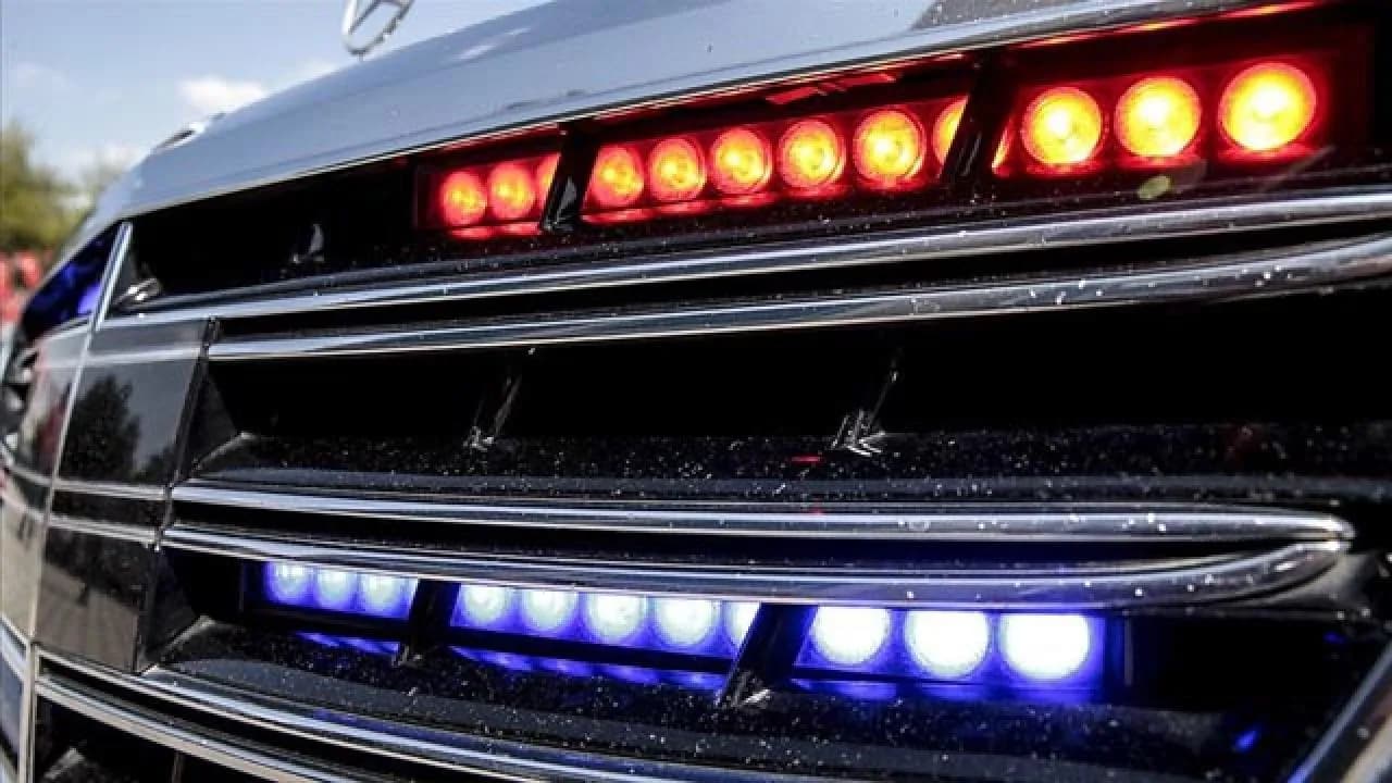 Edirne'de Çakar ve Sirenli Araça Tarihi Ceza!