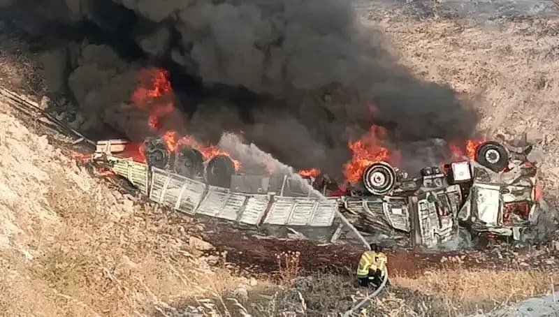Şarampole Devlenen Araç Alev Alev Yandı: Olayın Perde Arkası