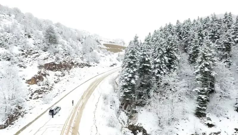 Kış Ayları Nisan'da Geri Döndü: Türkiye’nin Bir İlinde Kar Manzaraları