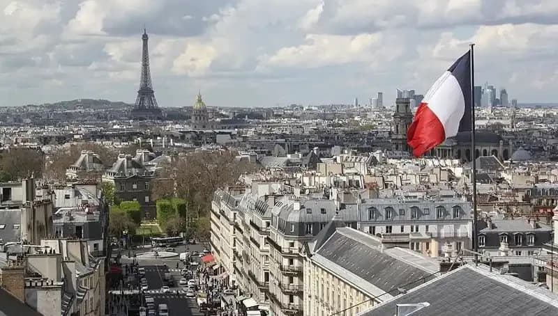 Fransa'da Tüketici Güveninde Tarihi Düşüş: Ekonomik Endişeler Artıyor