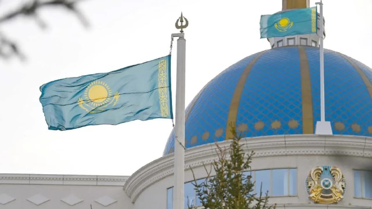 Kazakistan'da 33 yaşında bir kadın doğum yaptı