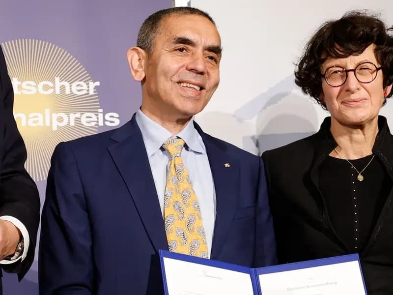 Uğur Şahin ve Özlem Türeci, BioNTech'ten Ayrılıyor ve Yeni Projeye Başlıyor