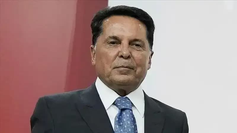 Ahmet Özer'e Hapis Cezası: Öğrenciler ve Aileler Tepkili