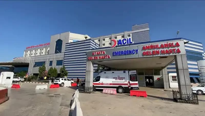 Tavuktan Zehirlenen 225 İşçi İyileşerek Taburcu Edildi: Olayın Ayrıntıları ve Riskler