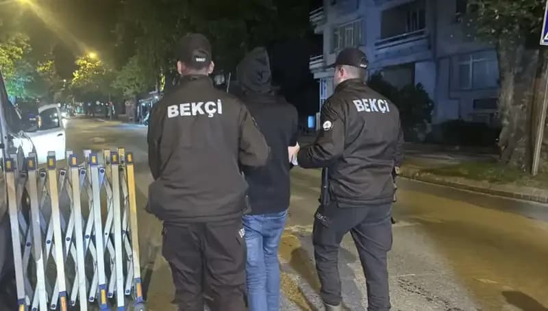 Edirne'de Düzensiz Göçmen Operasyonu: 4 Kişi Yakalandı!