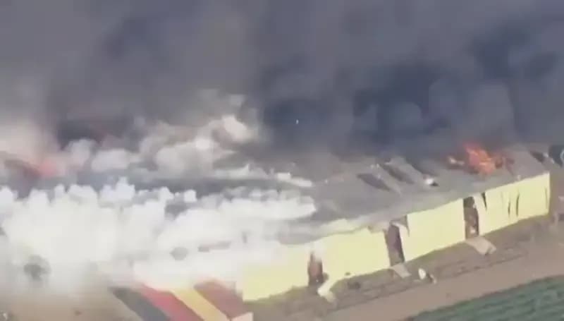 California'daki Havai Fişek Deposunda Büyük Patlama: Olay Ne Anlama Geliyor?