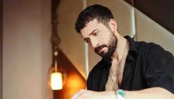 Emre Bulut’a Sahte Komiser Suçlaması: Olayın Ayrıntıları Ne?