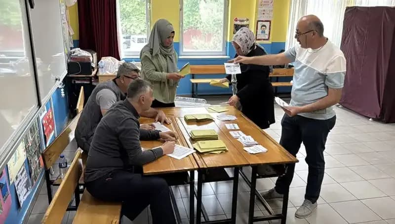 Türkiye Genelinde 405 Mahalle ve Köyde Muhtar Seçimleri Gerçekleştirildi