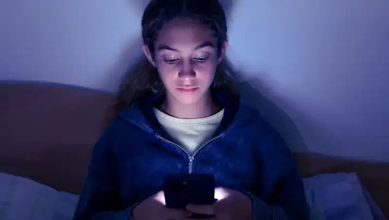 Sosyal Medyada Ergenlerin Peşinden Koştuğu Tehlikeli Trendler